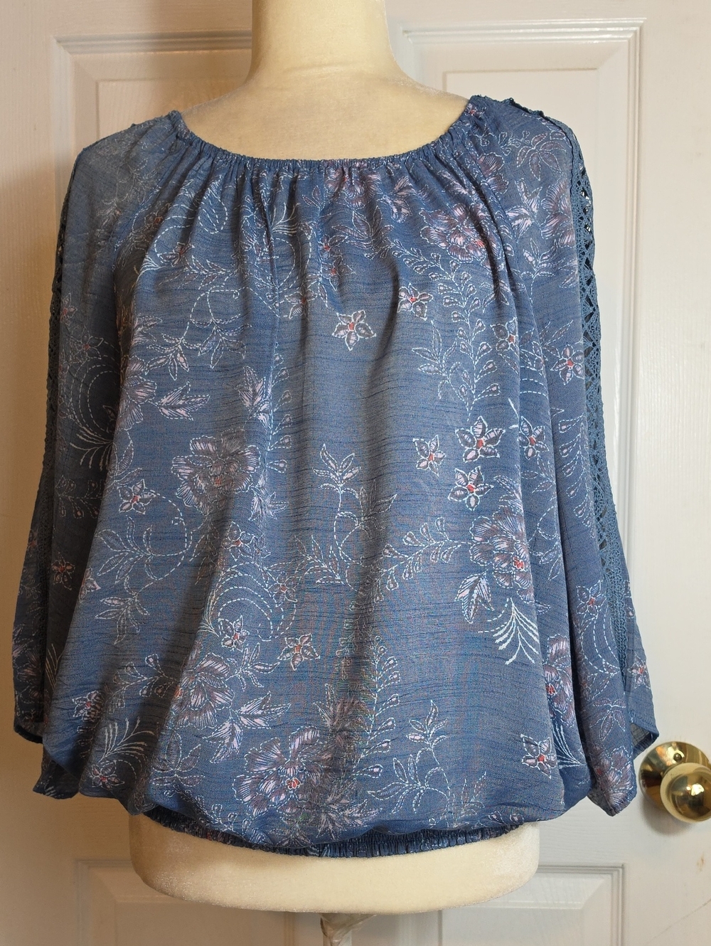 Hope & Harlow Blousan Blouse